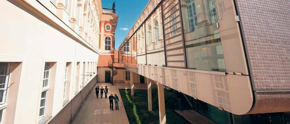 Schlusslicht Brandenburg. Das Land gibt pro Kopf der Bevölkerung bundesweit am wenigsten für seine Hochschulen aus (im Bild die Uni Potsdam).