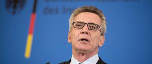 Bundesinnenminister Thomas de Maiziere will die Sicherheitsbehörden zentralisieren. 