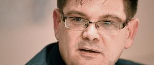 Der Linken-Politiker und neue Berliner Staatssekretär Andrej Holm will sich zu den Stasi-Vorwürfen äußern.