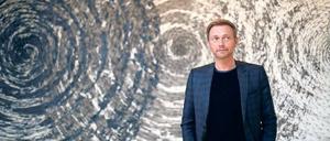 Seit 20 Jahren ist Christian Lindner im Politikgeschäft. Als Teenager trat der heute 37-Jährige in die liberale Schulgruppe ein.