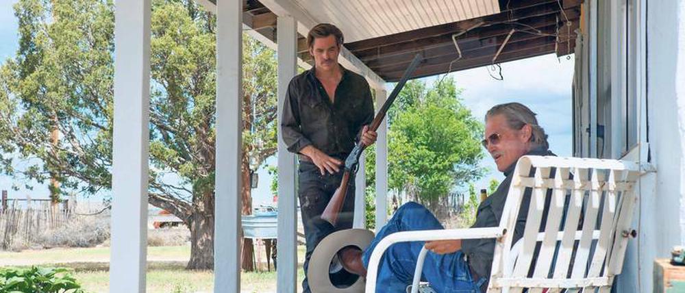 Kein Land für alte Männer. Chris Pine muss Jeff Bridges erklären, wie die Dinge heutzutage laufen. 
