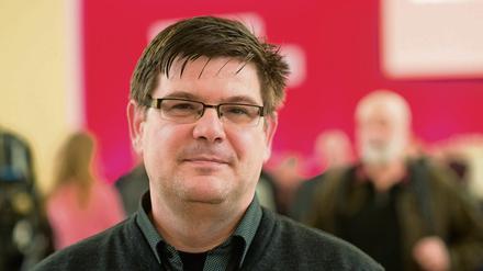 Im Mittelpunkt der Debatte um Holm steht inzwischen die Glaubwürdigkeit seiner Aussagen. Holm beruft sich in Bezug auf seine falschen Angaben auf Erinnerungslücken.
