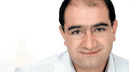 Özcan Mutlu fuhr Rad mit dem Botschafter Foto: dpa