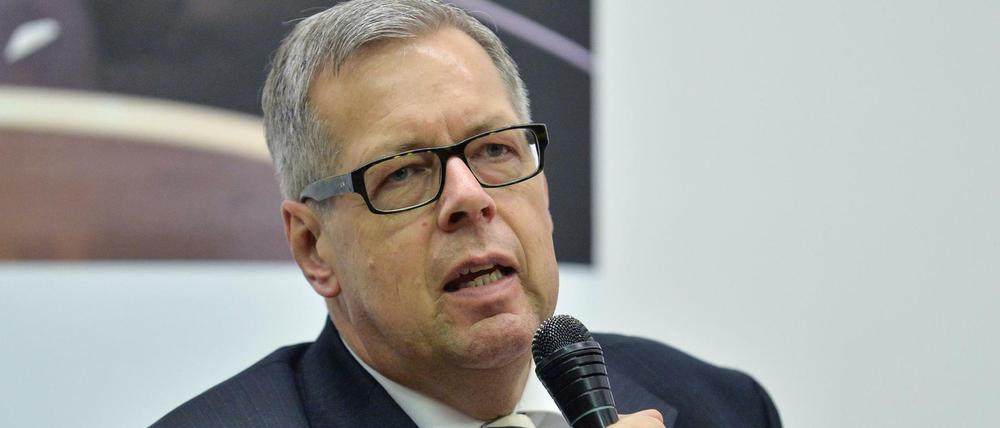 Reinhold Robbe, SPD-Politiker und früherer Präsident der Deutsch-Israelischen Gesellschaft, wurde womöglich gezielt ausgekundschaftet.