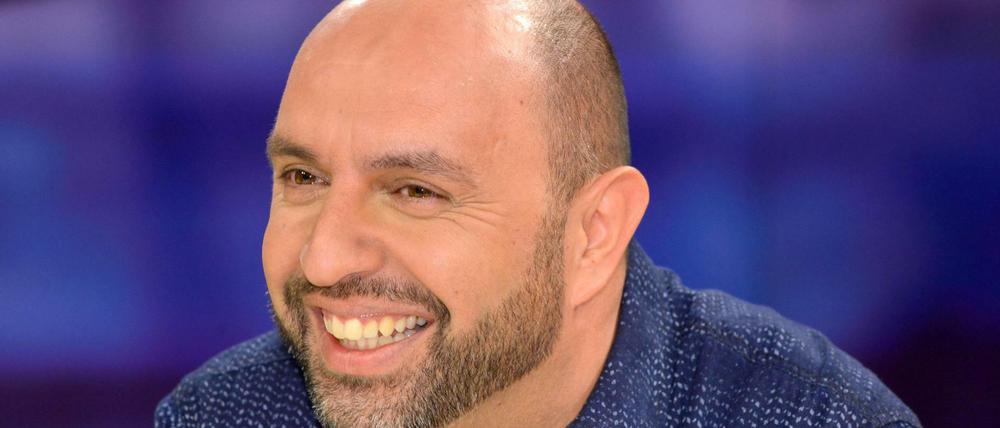  Serdar Somuncu, deutscher Kabarettist, Musiker und Schriftsteller türkischer Herkunft.
