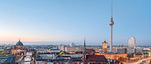 Berliner können sich freuen: Die Stadt erzielte einen Haushaltsüberschuss von rund 1,25 Milliarden Euro. Jetzt wird investiert.