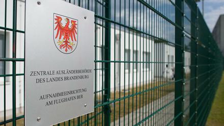 Begrenzte Abschiebehaft kann eine Maßnahme gegen Terror sein. Gänzlich beherrschbar ist das Problem aber nicht.