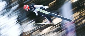 Hält sich schon ganz gut. Markus Eisenbichler landete als bester Deutscher in der Gesamtwertung auf Rang sieben.