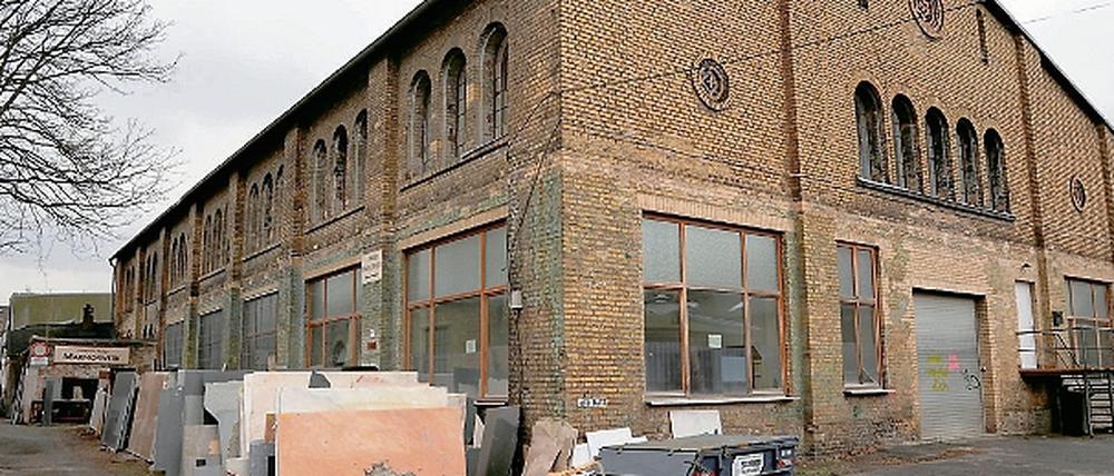 Grundstück in Bestlage: Das Dragonerareal hinterm dem Finanzamt Kreuzberg zwischen Mehringdamm und Obentrautstraße in Berlin-Kreuzberg.