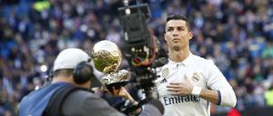 Immer im Fokus. Hinter Cristiano Ronaldo liegt das wohl beste Jahr seiner ohnehin sehr erfolgreichen Karriere. 