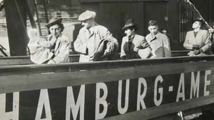 Auf der Flucht vor den Nazis. Jüdische Flüchtlinge gehen 1939 an Bord des Schiffes St. Louis.  Das Schiff musste später nach Europa zurückkehren, weil weder Kuba, noch die USA, noch Kanada die rund 900 Menschen aufnehmen wollte.