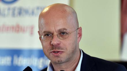 Andreas Kalbitz, aufgenommen auf dem Landesparteitag der Brandenburger AfD am 21.11.2015 in Vetschau. 