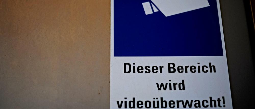 Die Diskussion über Videoüberwachung im öffentlichen Raum hat eine heftige Debatte ausgelöst.