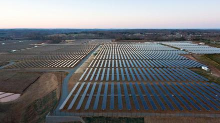 Apple betreibt eine Solaranlage in US-Bundesstaat North Carolina, mit der das Rechenzentrum des Computerkonzerns in Maiden versorgt wird. 