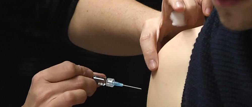 In einigen italienischen Arztpraxen ist schon der Impfstoff ausgegangen.