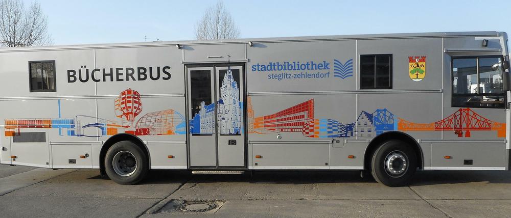 Der Neue: 12 Meter lang, dreieinhalb Meter hoch und 350 PS und 18 Tonnen stark