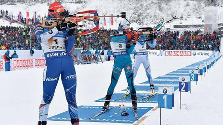 Viel Unruhe auf den Waffen. In Deutschland werden zwei Biathlon-Weltcups ausgetragen. Es mehren sich die Stimmen, die fordern, dass man auf Oberhof verzichten könne. 