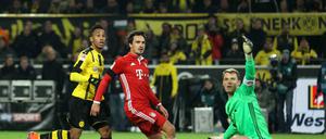 Pierre-Emerick Aubameyang und Manuel Neuer sind von ihren Kollegen zum besten Bundesliga-Spieler bzw. -torwart gewählt worden. Neuers Teamkollege Mats Hummels ging leer aus. 