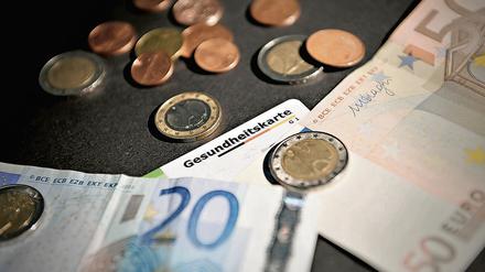 Durch Beamte in der gesetzlichen Krankenversicherung könnten sich Bund und Länder Milliardensummen sparen.