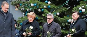 Offizieller Besuch am Tatort - das war es dann zunächst mit der Anteilnahme von staatlicher Seite.