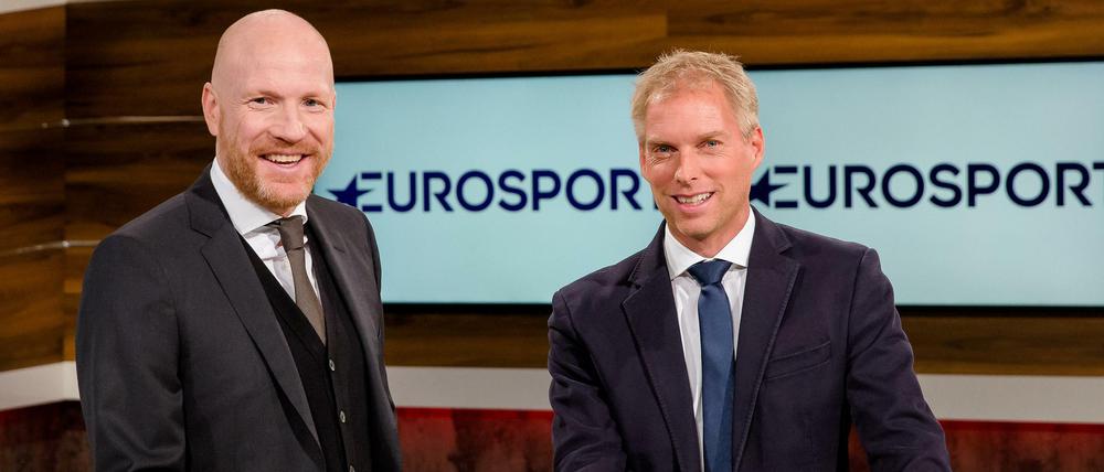 Matthias Sammer (links) wird von August an zusammen mit Moderator Jan Henkel auf Eurosport 40 Bundesliga-Spiele live präsentieren.