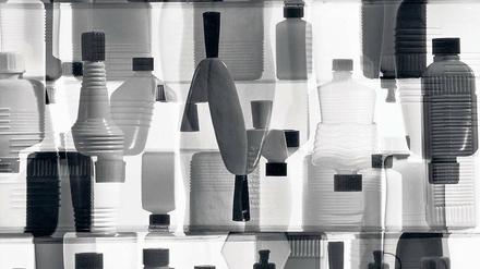 Die Schönheit des Banalen. Peter Keetmans "Plastikflaschen" von 1963.