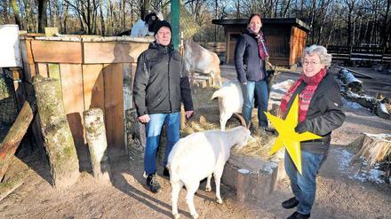 Gar nicht zickig. Mitglieder des Teams der Erlebniswelt Jungfernheide mit Projektleiterin Roswitha Spanknebel-Betz (rechts).