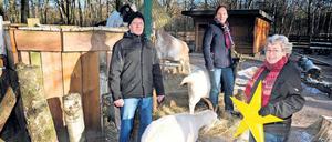 Gar nicht zickig. Mitglieder des Teams der Erlebniswelt Jungfernheide mit Projektleiterin Roswitha Spanknebel-Betz (rechts).