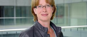 Die medienpolitische Sprecherin der grünen Bundestagsfraktion, Tabea Rößner, über Redaktionen, Schlagzeilen und Politiker in der Pressekrise.