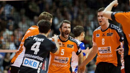 Nikola Kovacevic (Nummer 5) ist nie wirklich bei den Volleys angekommen. Nun wurde sein Vertrag aufgelöst.