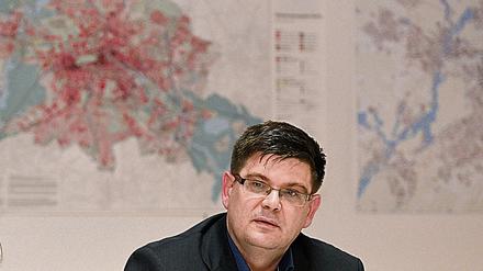 Andrej Holm: Als junger Mensch Stasi-Mitarbeiter, dann anerkannter Stadtsoziologe, jetzt nur kurz Berliner Staatssekretär.