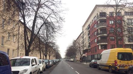 Viele kennen sich in der Hosemannstraße im Prenzlauer Berg. Die Anwohner sind fassungslos über den Fund.