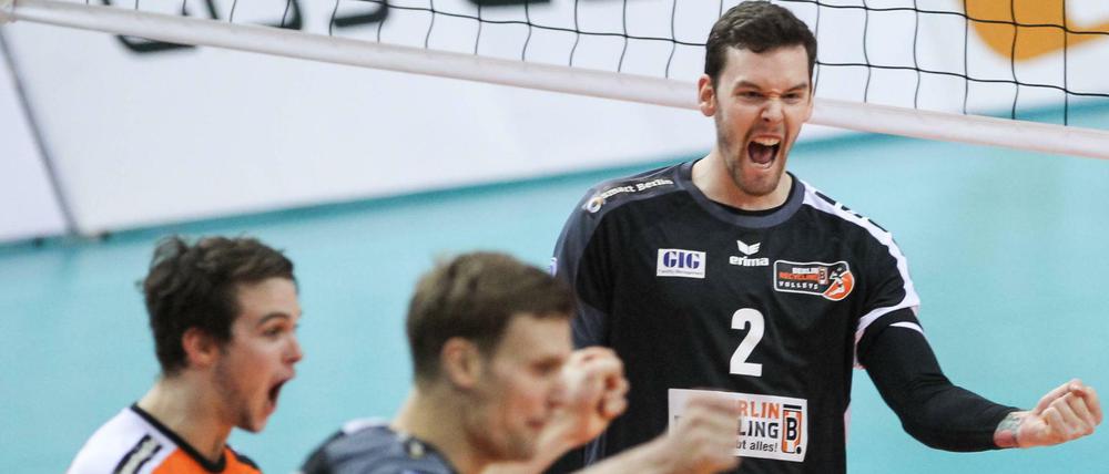 Steven Marshall (rechts) und seine Berliner Teamkollegen hatten in Liberec allen Grund zum Jubeln.