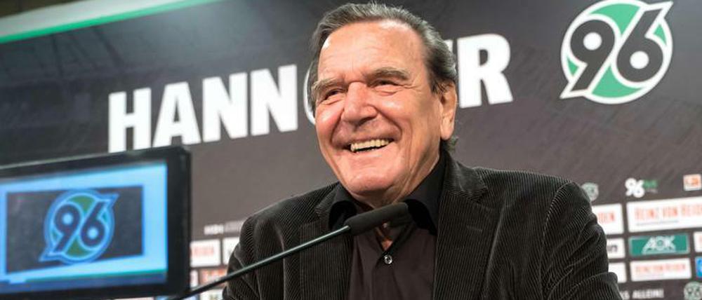 Die alten Reflexe funktionieren noch. Gerhard Schröder am Montag vor der Presse.