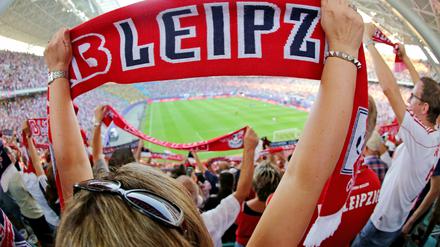 Am Saisonende steht die Meisterfeier? Wäre dann aber wahrscheinlich am letzten Spieltag auswärts in Frankfurt für Leipzig - es sei denn, RB macht den Titel schon vorher klar.