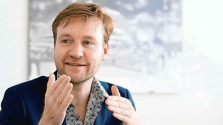 Auf neuem Wege. Den ehemaligen Berliner Kulturstaatssekretär Tim Renner (SPD) zieht es in den Bundestag.