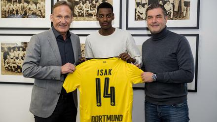 Vorfreude. Isak soll langfristig Torjäger Aubameyang ersetzen.