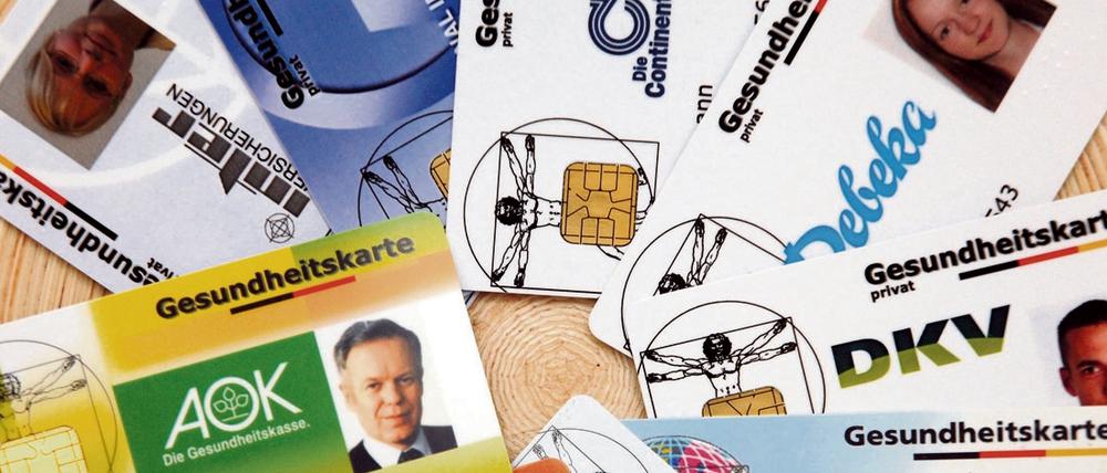 Welche "Gesundheitskarte" darf es sein? AOK, TK oder Barmer? Man kann regelmäßig wechseln.