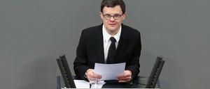 Sebastian Urbanski ist Schauspieler. Zum 72. Holocaust-Gedenken verlas er im Bundestag den Brief Ernst Putzkis, Opfer des NS-Euthanasie-Programms.