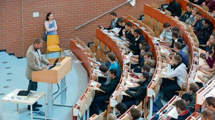 Große Nachfrage. In zehn Jahren haben Bund und Länder 750.000 neue Studienplätze mit dem Hochschulpakt finanziert.