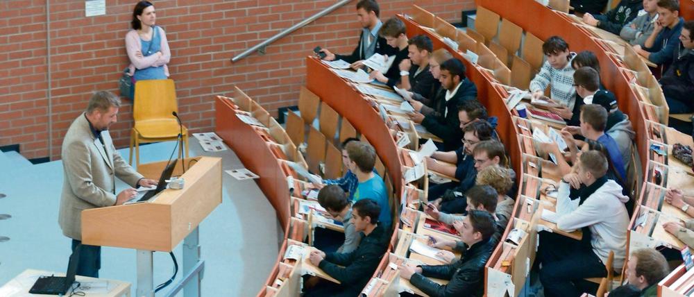 Große Nachfrage. In zehn Jahren haben Bund und Länder 750.000 neue Studienplätze mit dem Hochschulpakt finanziert.