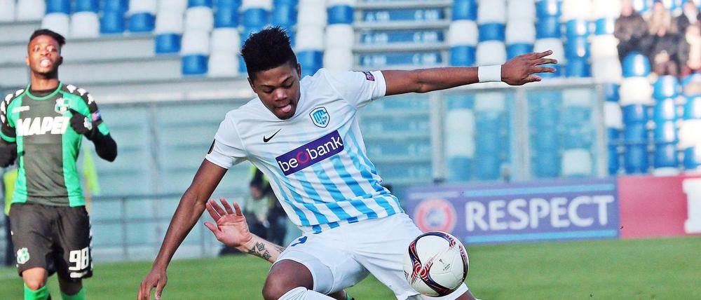 Bayer Leverkusen hat sich das Offensivtalent Leon Bailey gesichert.