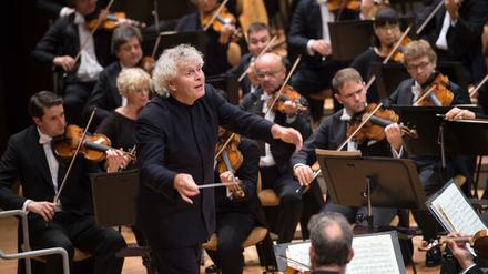 Sir Simon Rattle und die Berliner Philharmoniker.
