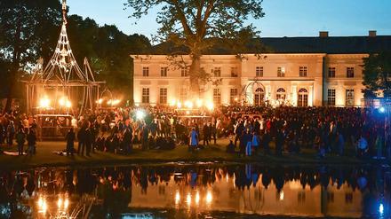 Leuchtturm der Brandenburger Kulturlandschaft. Das Schloss Neuhardenberg 