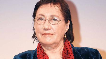 Genossen, so nicht! Helke Sander hielt 1968 eine kämpferische Rede beim SDS-Kongress, daraufhin flog die berühmt gewordene Tomate in Richtung jener Männer, die Sanders Argumente nicht mal diskutieren wollten. 