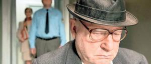 Am Ende.  Erich Mielke (Kaspar Eichel) im Haftkrankenhaus der JVA Moabit, 1991.