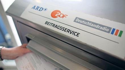 Was bekommen die Beitragszahler von ARD, ZDF und Deutschlandradio? Von den Fernsehsendern jedenfalls nicht das Programm, dass sie erwarten dürfen?