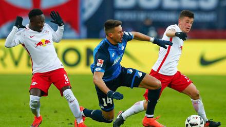 Auf die Knochen: Viele Fouls prägten das Spiel Leipzig gegen Hoffenheim.