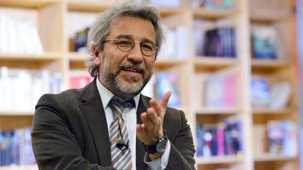Der türkische Journalist Can Dündar hat das Online-Mediums «Özgürüz» in deutscher und türkischer Sprache heraus gebracht.