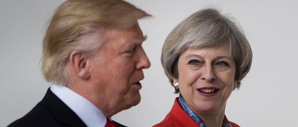 In angenehmer Atmosphäre: US-Präsident Donald Trump mit der britischen Regierungschefin Theresa May.